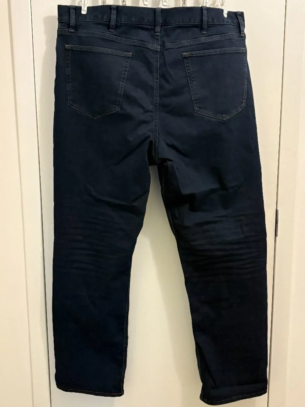 Banana Republic Slim Dry Indigo® Traveler Jean, Rinse Dark Wash, brand new